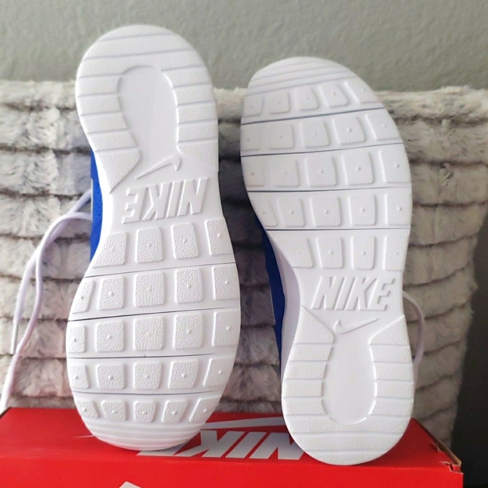 Nike Youth sneakers - Picture 9 of 12
